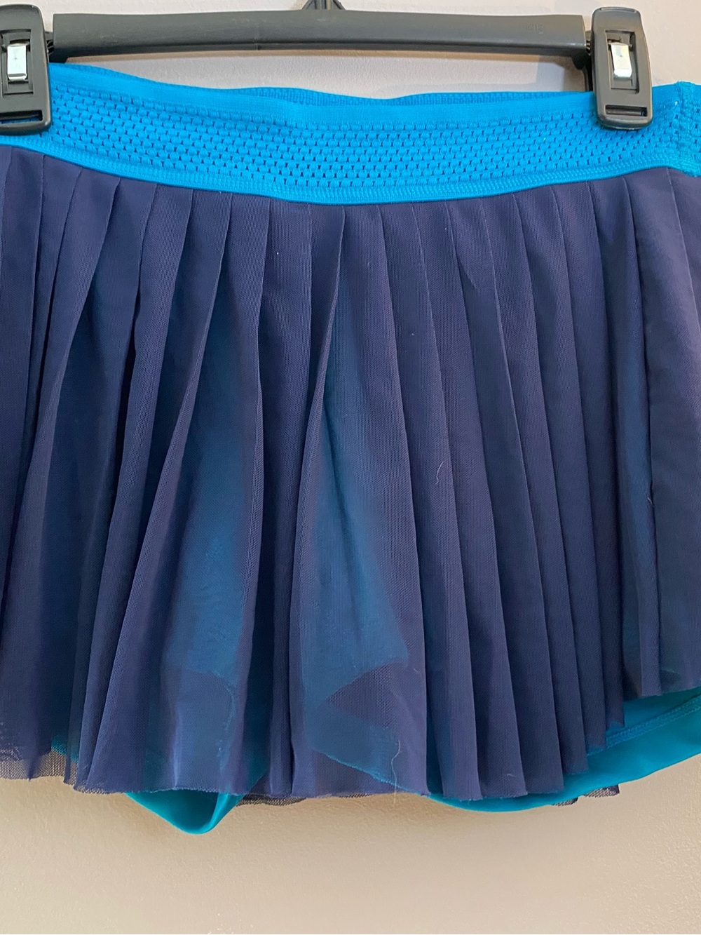 New Balance Navy tennis Skirt with Teal Waistband